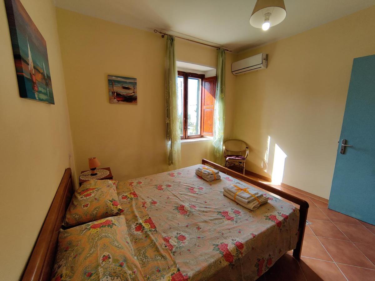 Willa Casa Spezzara Santa Domenica  Zewnętrze zdjęcie