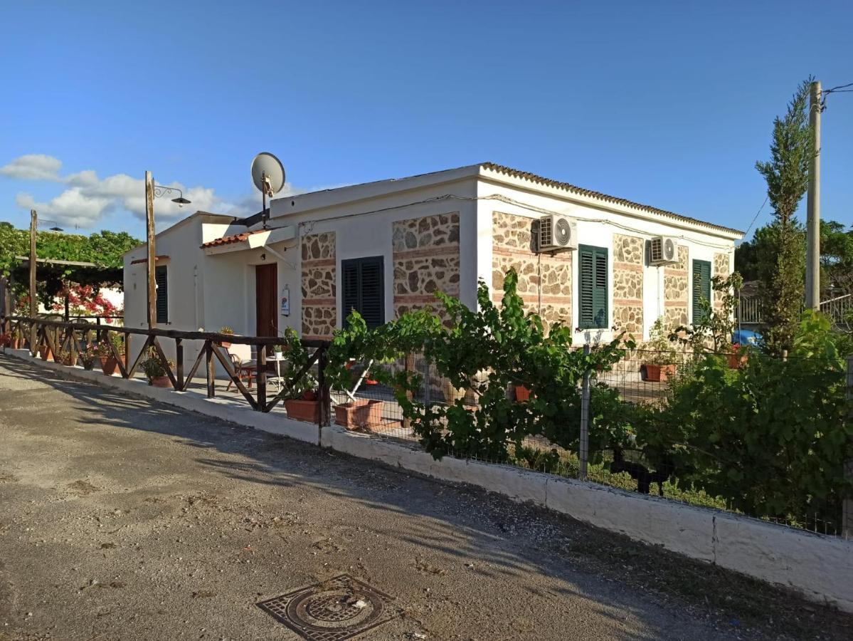 Willa Casa Spezzara Santa Domenica  Zewnętrze zdjęcie